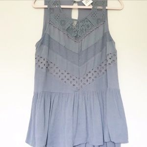 Knox Rose Sleeveless Blouse